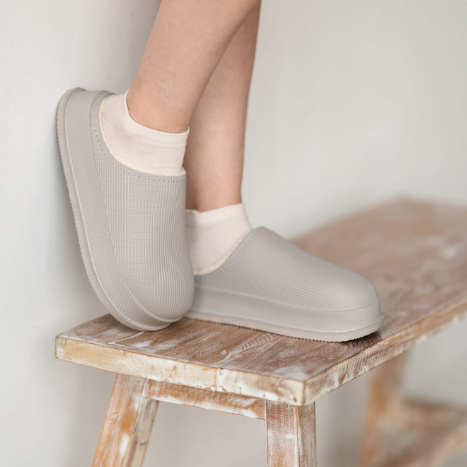 Cloud Slides - Cozy Fur-Lined Clogs