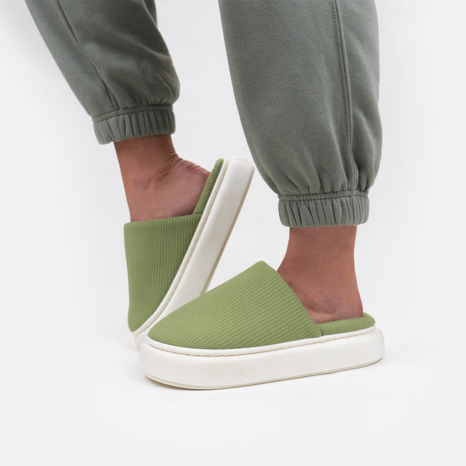 Cloud Slides - Cozy Plush Fur-Lined Slippers